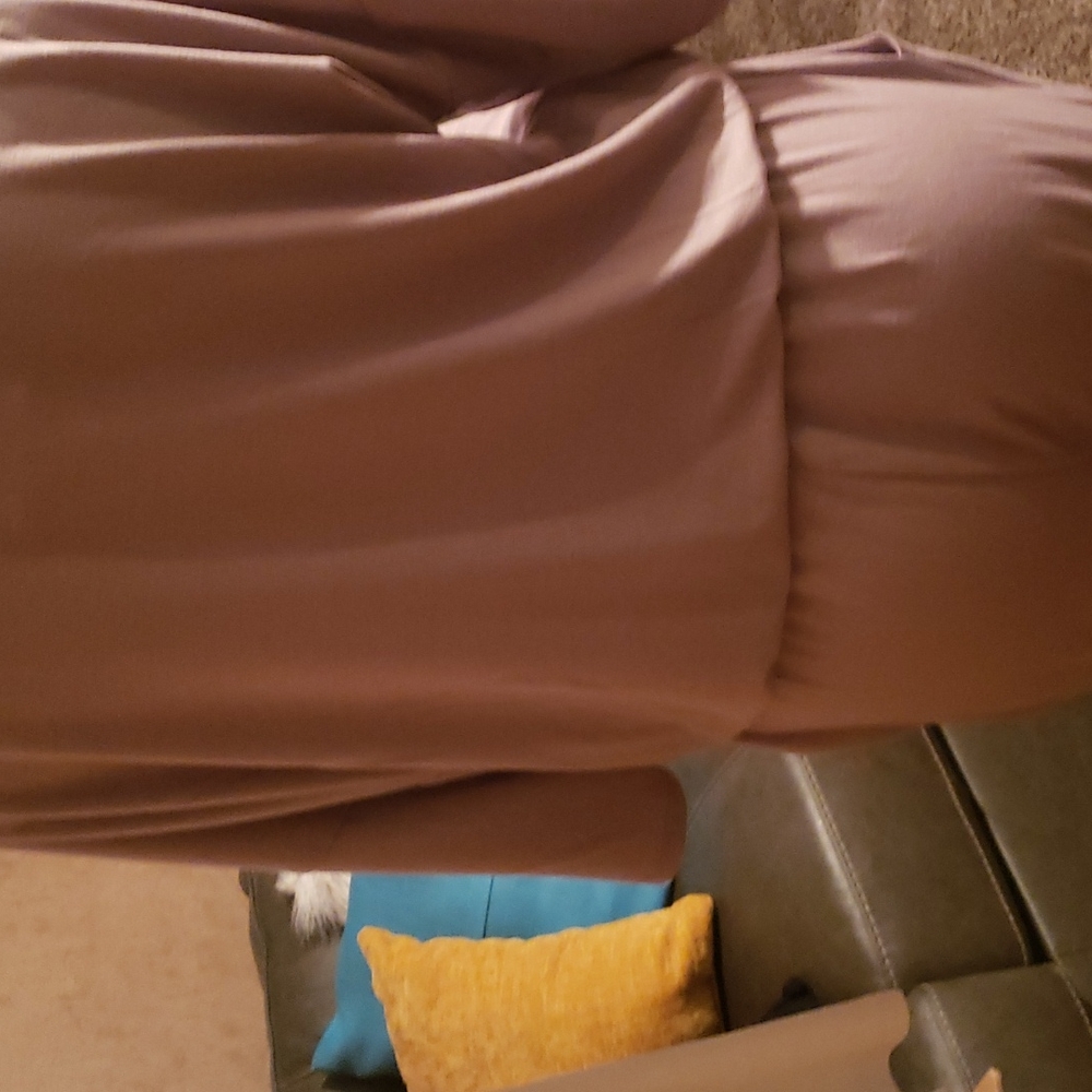 Ladies - Picture 4 of 4